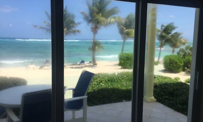 Colliers Bay Condo | Amazing Beach Front - Ground Floor- 2 bdrm/2bath Wyndham Reef Resort Condo