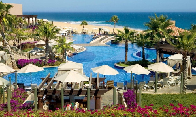 Sunset Beach Resort | Amazing Cabo Vacation