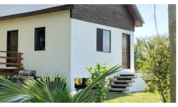 DeLand Apartment | Amazing Country Style Attached Apartment w/Queen bed & Futon double for 2 kids