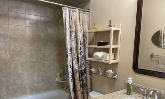 Oro-Medonte Cottage | Amazing Getaway Cottage in Horseshoe Valley