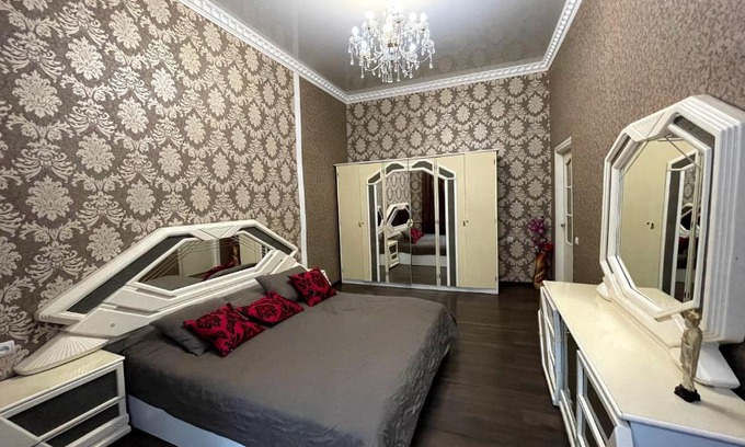 Verkhnie Misto Apartment | Amazing Heart of Kiev