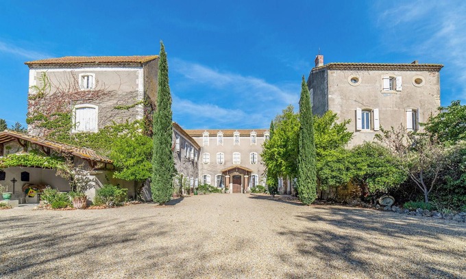 Lezignan-Corbieres House | Amazing home in Lézignan-Corbières