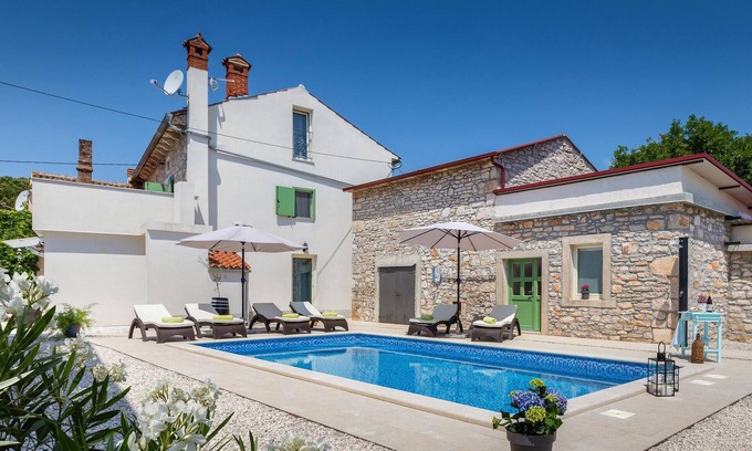 Mali Vareski House | Amazing home in Duga Uvala