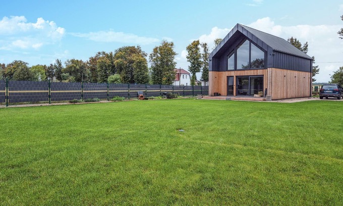 Nowe Warpno House | Amazing home in Nowe Warpno with sauna
