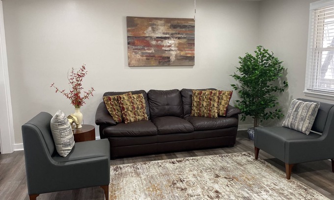 Cumming House | Amazing House 3 min to Lake Lanier Sleeps 6