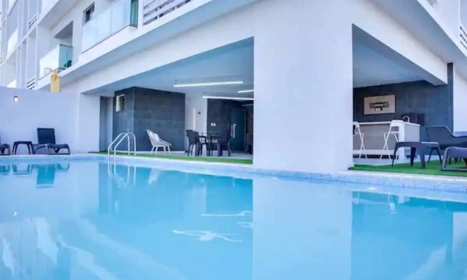 Evaristo Morales Apartment | AMAZING INFINITY POOL 1BR LUXURY PLACE GYM TERRACE