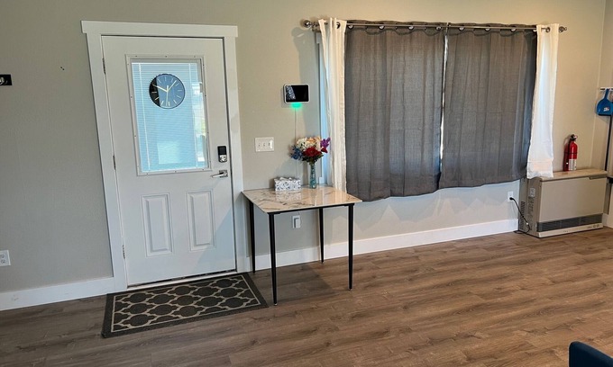 Helena Condo | Amazing Little Condo, 10 minutes from the lake