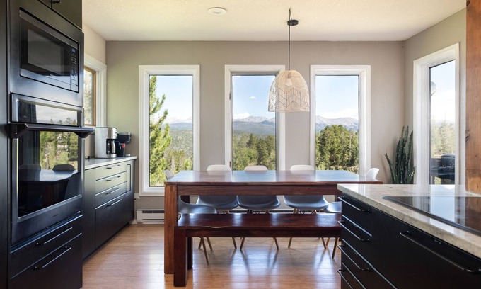 Winter Park Highlands House | Amazing Mountain Views, Modern Retreat by Winter Park, Granby, Rocky Mountain NP