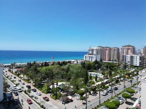 Kargicak Apartment | Amazing Seaview 3+1 apartment 100 Meter from Sea