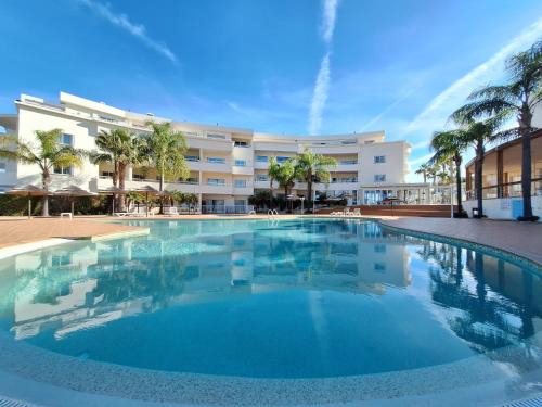 Porto de Mos Apartment | Amazing Studio with Sea View