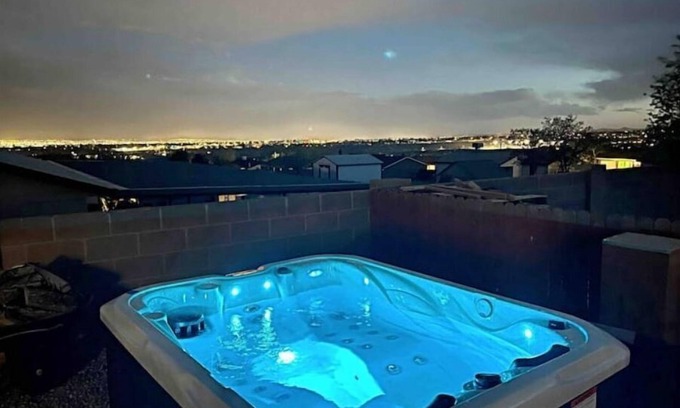 Rio Rancho House | AMAZING VIEW! Beautiful Luxury Home+Hot-Tub Patio