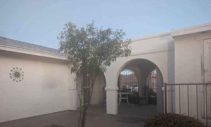 Apache Junction Apartment | amazing views next to lost dutchman state park, superstition mountain/ghost town