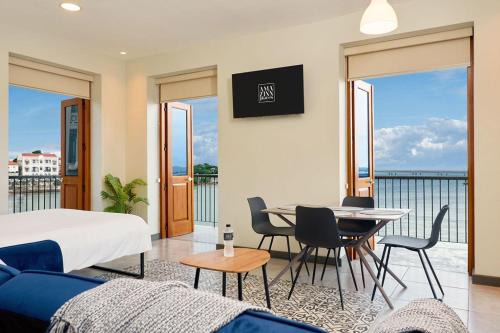 Casco Viejo Apartment | AmazINN Places Casa Fortaleza