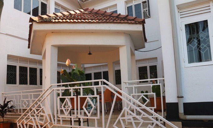 Jinja Hotel | Ambassador Guest House