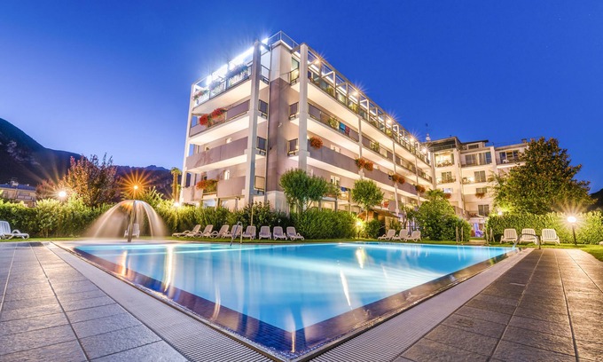Riva del Garda Hotel | Ambassador Suite Hotel