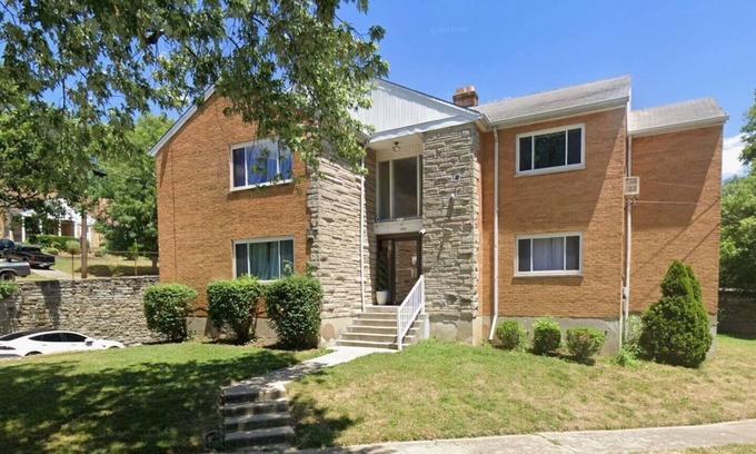 West Price Hill Apartment | Amber Glow Retreat 13 Minutes to Downtown