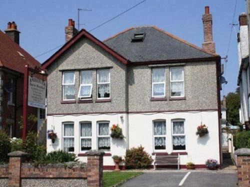 Swanage House | Amberlea Guest House
