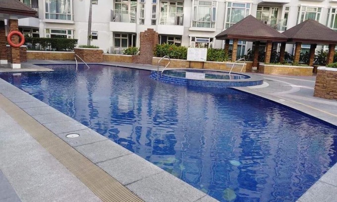 Pasay Apartment | Ameer Condotel @ Parkside Villa