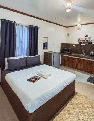 General Luna Apartment | Ameeza Houze Homestay - Siargao