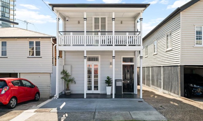 Fortitude Valley House | Amelia Terrace - House in Brisbane City Central