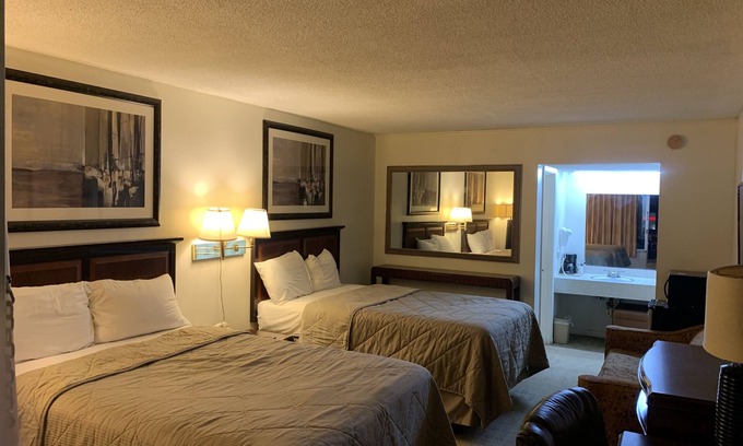 Jasper Hotel | American Inn and Suites
