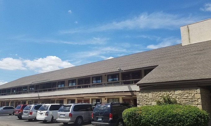 Columbus Hotel | American Value Inn