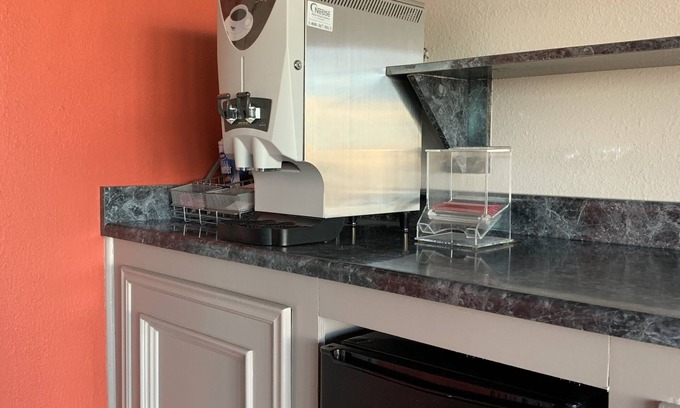 Southeast Houston Hotel | Americas Best Value Inn Houston Hobby Airport