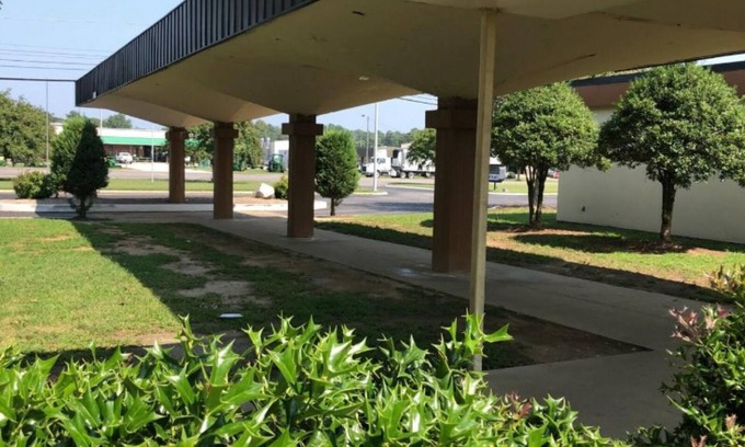 Wilson Apartment | Americas Best Value Inn Wilson - UNIT 4 (ONE BED) GROUND FLOOR