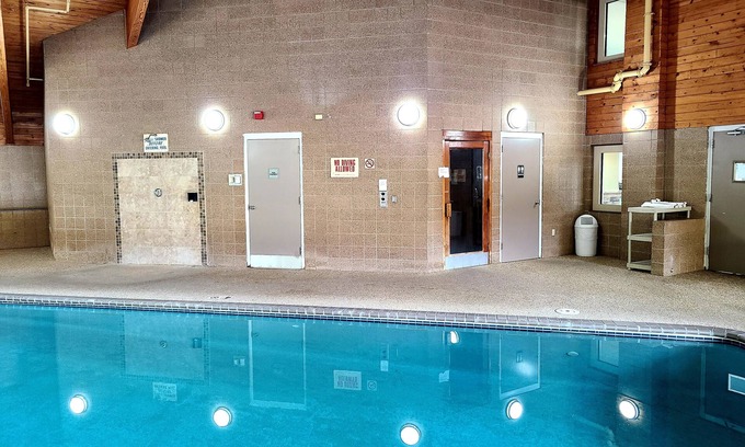 Inver Grove Heights Hotel | AmericInn by Wyndham Inver Grove Heights Minneapolis