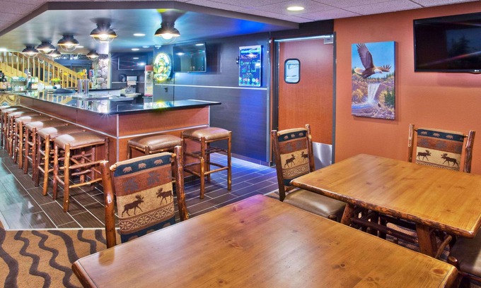 Grand Forks Hotel | AmericInn by Wyndham Grand Forks