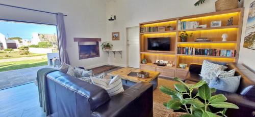 Struisbaai House | Amia House Struisbaai