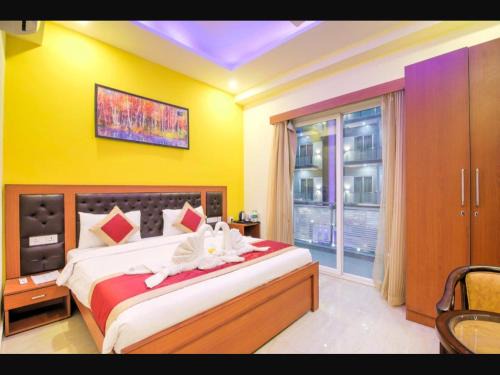 Noida House | Amit House