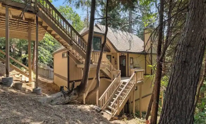 Arrowhead Villas Cabin | Among the Pines + BBQ & 2 Patios + Incredible View