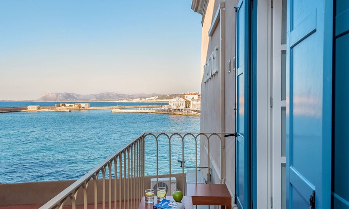 Old Town House | Amphora Hotel