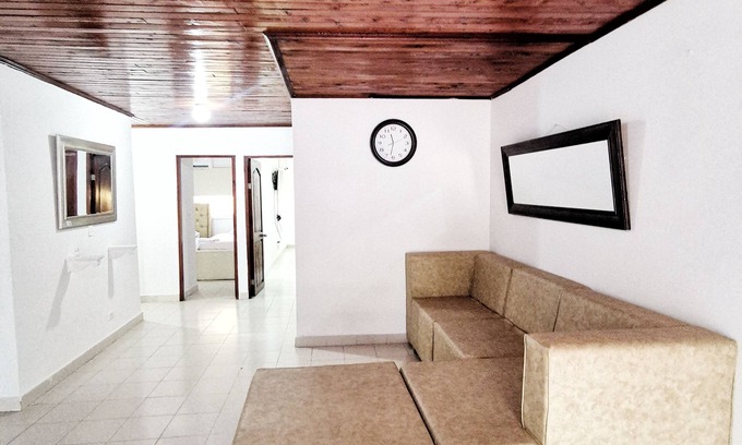 Urbanizacion Eliana House | AMPLIA CASA FAMILIAR EN CRESPO