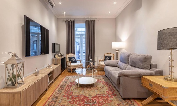 Bilbao Old Town Apartment | Amplio y Elegante en Casco Viejo con Parking