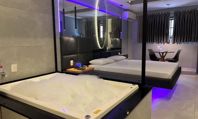 Embu das Artes Hotel | Amy Motel