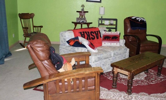 Johnstown Apartment | Amy's Home Away From Home