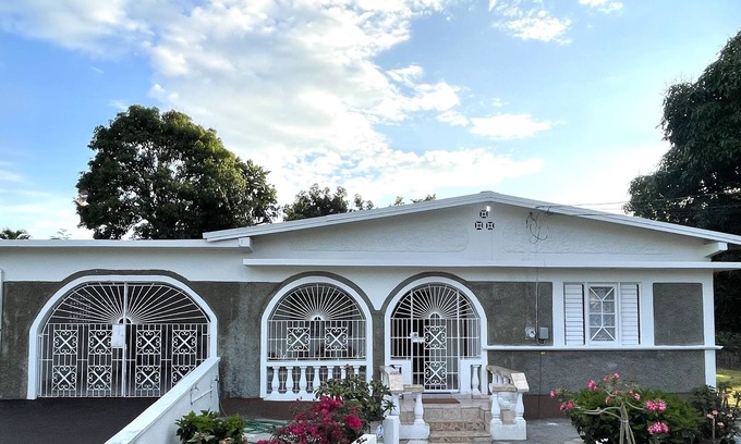 Mammee Bay Estates House | An authentic stay in Ocho Rios! 10 mins from beach, attractions, and adventures.