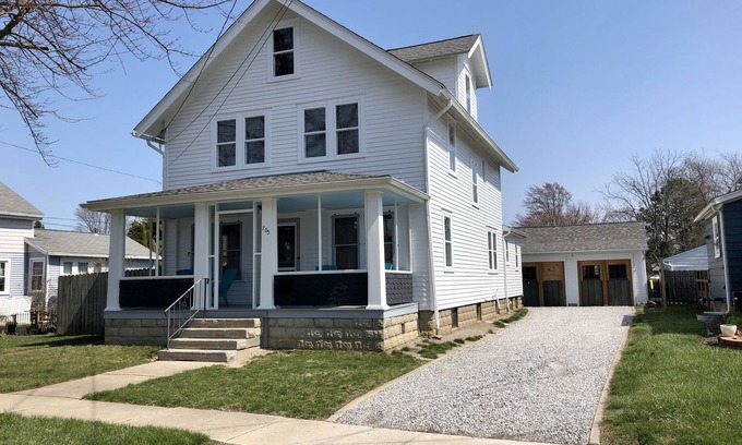 Vermilion House | An Exchange of Pace in Vermilion, OH