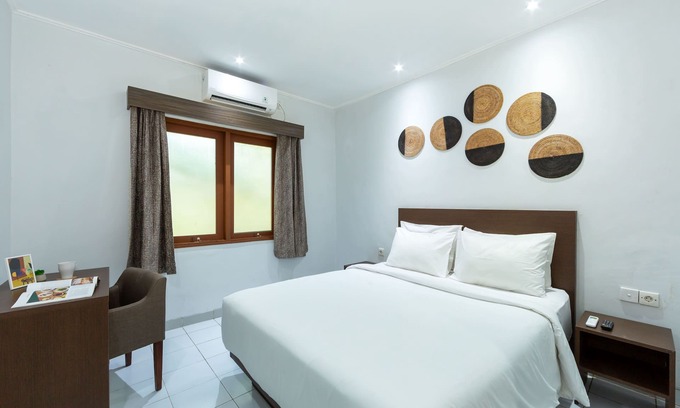 Sunset Road House | An exclusive kost that is located in Kuta and offers easy access to everywhere.
