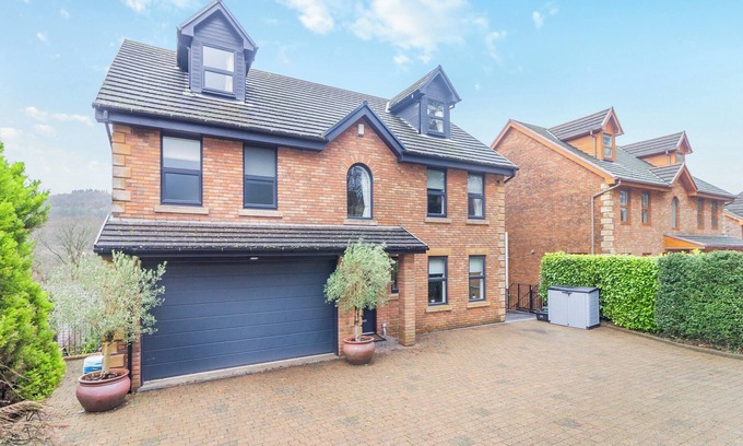 Aberdulais Cottage | An impressive holiday home, perfect for a family break.