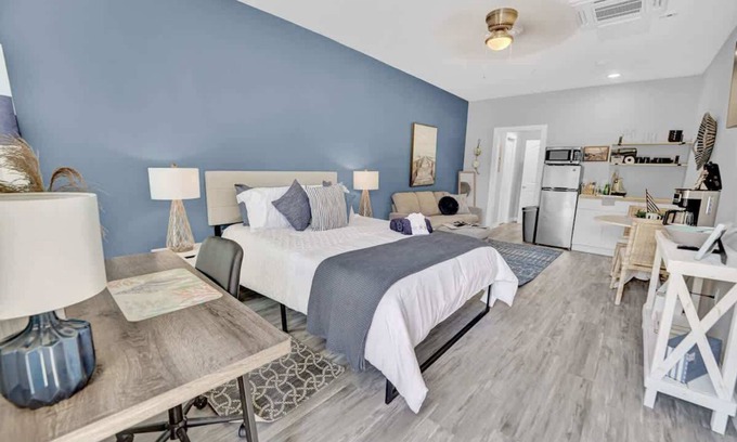 Fort Walton Beach Apartment | Anchor Ahoy Beach Getaway - Unit 6