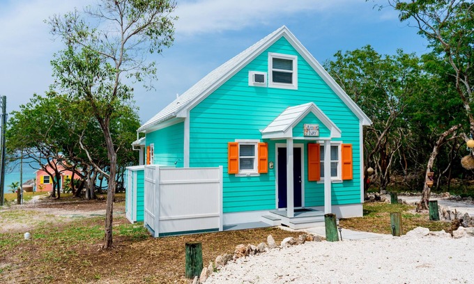 Spanish Wells House | Anchor's Away, Russell Island