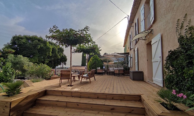 Venelles House | Ancienne Ferme, vue Exceptionnelle à 10 mns D'aix-en -provence