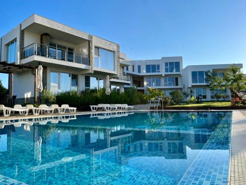 Sozopol Resort | Ancient well