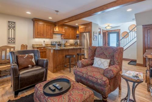 Ketchum House | Andora Villa Condo 102