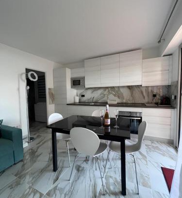 Roquebrune-Cap-Martin Apartment | Andrea's holydays
