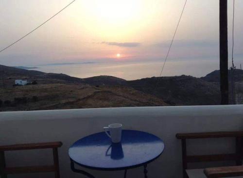Serifos Apartment | Anemoessa Studios