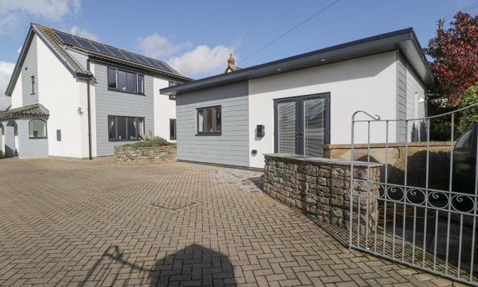 Drybrook House | Aneths Annex